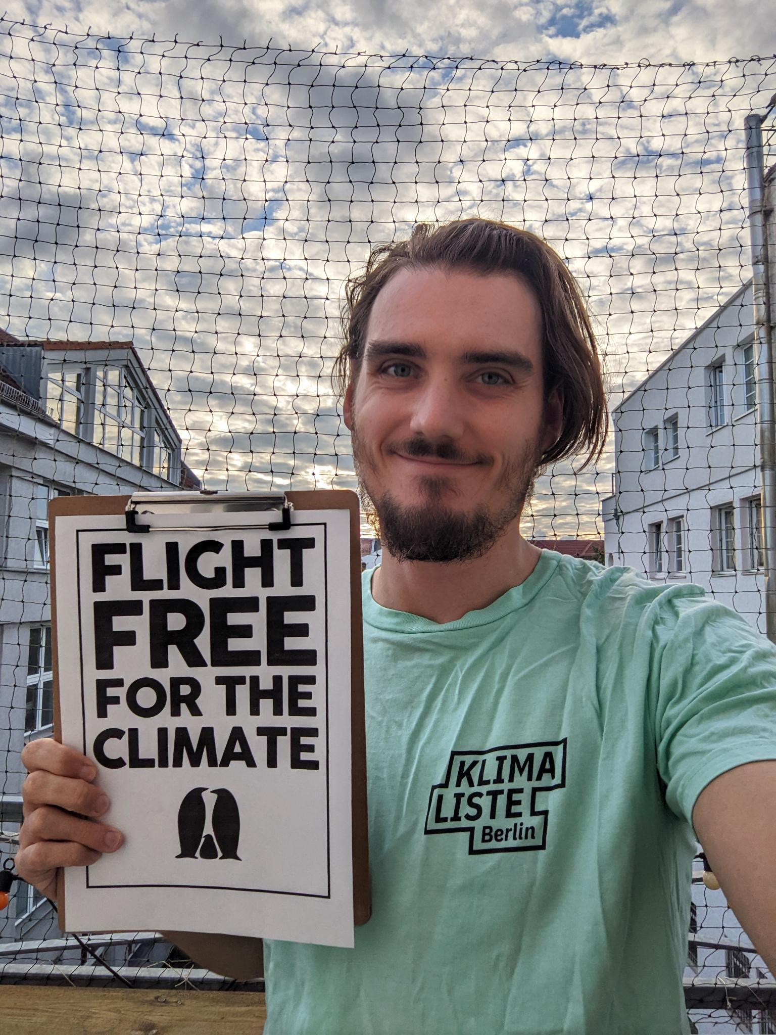 Flight Free: Antonio Rohrßen